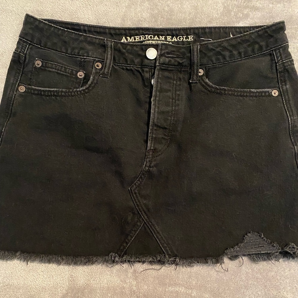 American Eagle black jean skirt